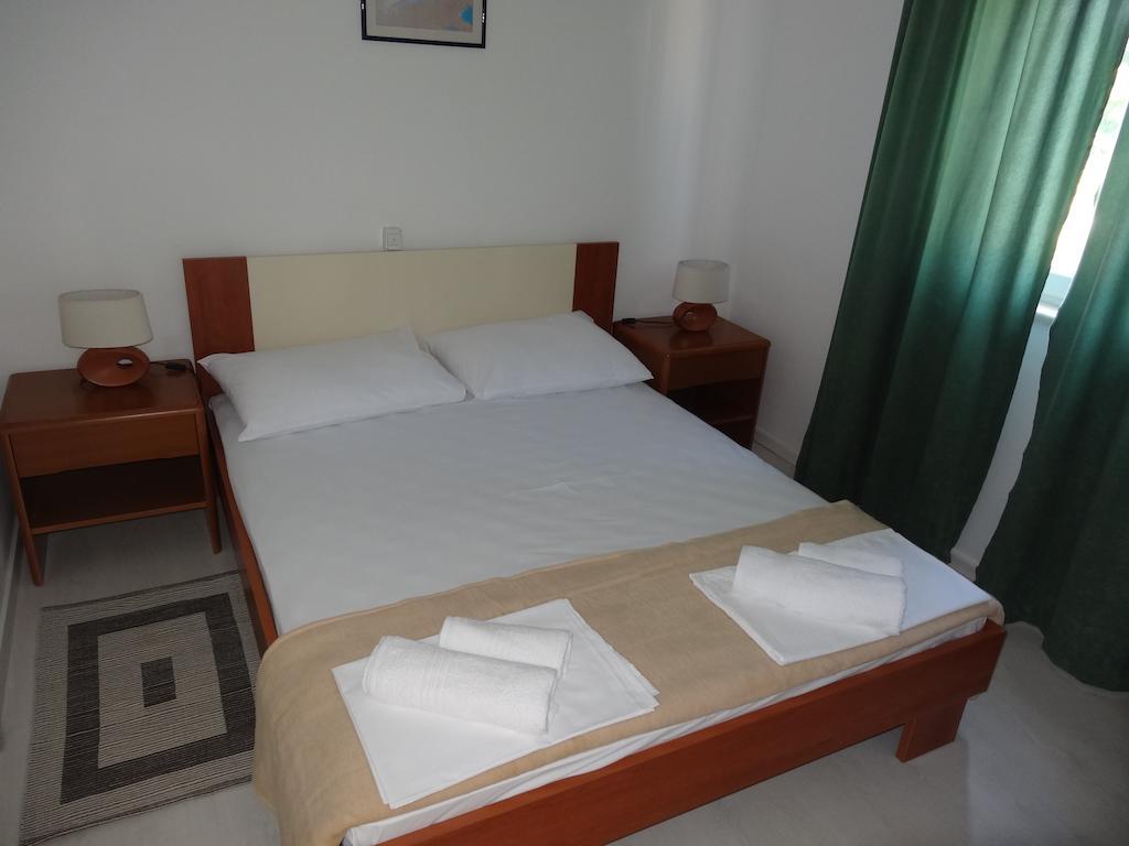 Apartments Roko دوبروفينك الغرفة الصورة
