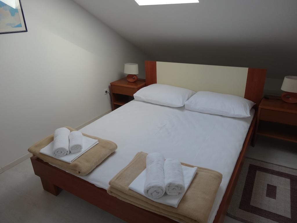 Apartments Roko دوبروفينك الغرفة الصورة